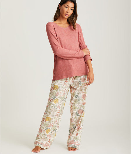 Karolina Cozy Pajama Set