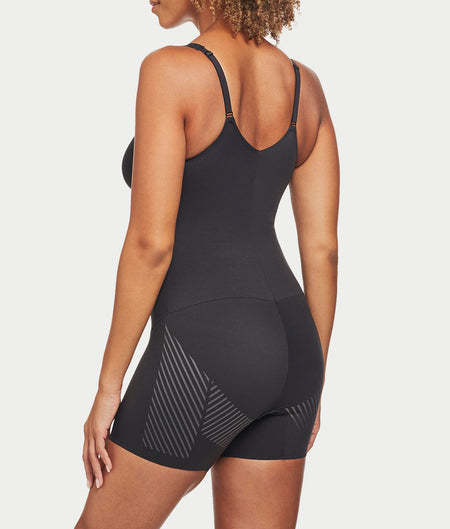 Iconic Core Mid-Thigh Booty Lift Shaping Bodysuit