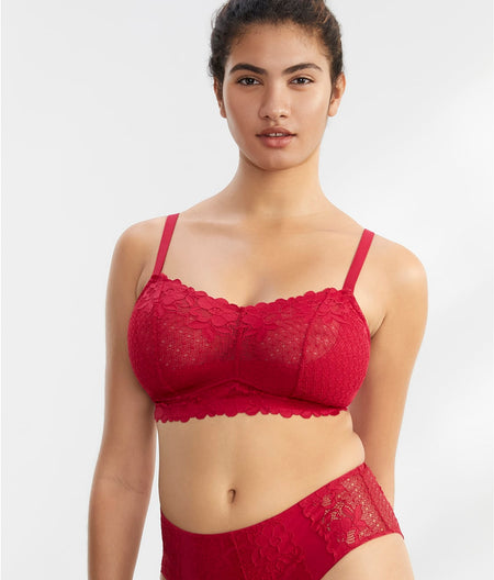 The Essential Lace Curvy Bralette