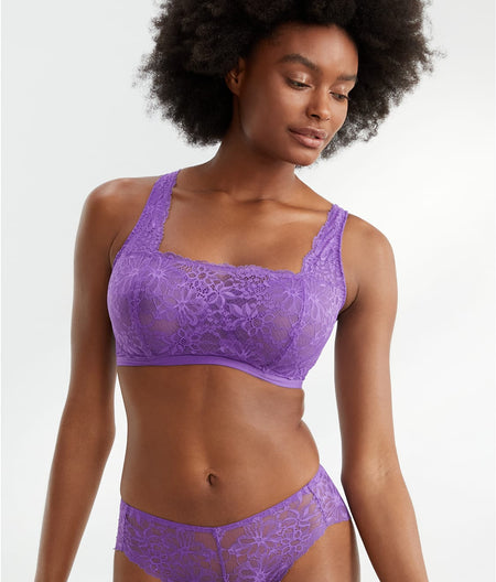 The Show Off Lace Cami Bra