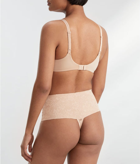 The Smoothing Lace Thong