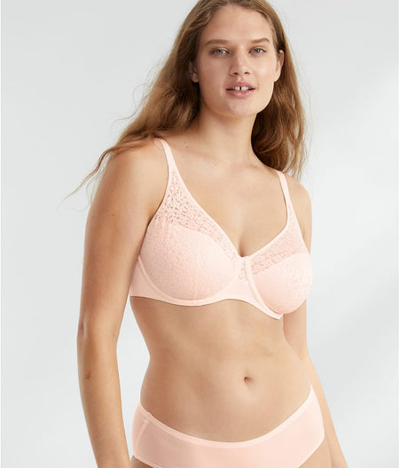 Norah Seamless Comfort Bra: Talc