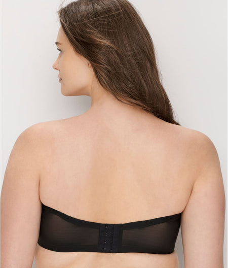 Smoothing Strapless Bra