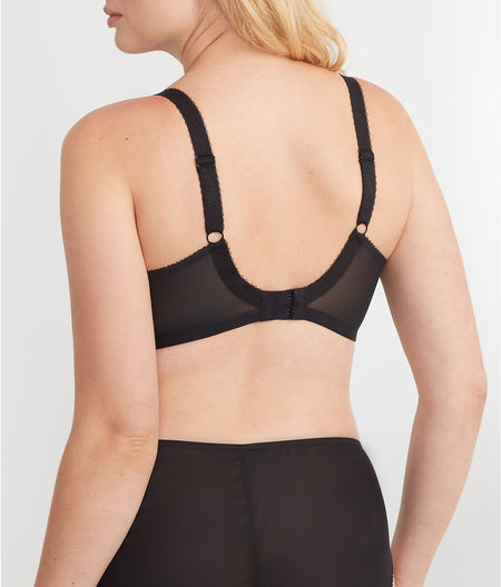 Namrah Bandless Plunge Bra