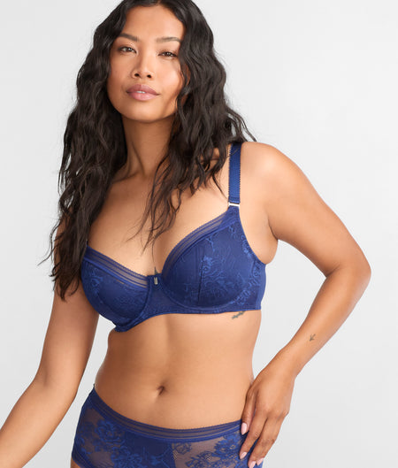 Fusion Lace Padded Plunge Bra