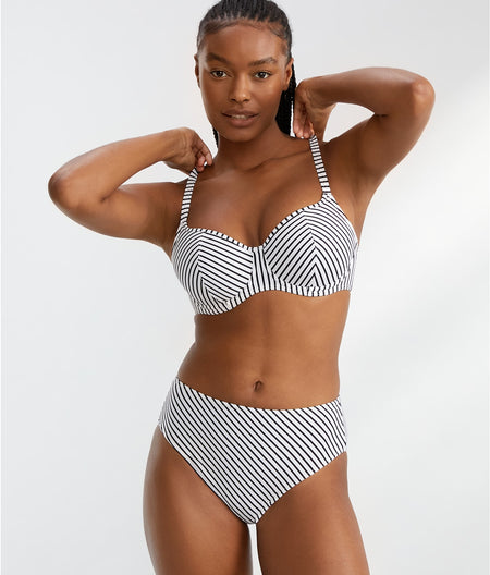 Jewel Cove Sweetheart Bikini Top: Black / White Stripe