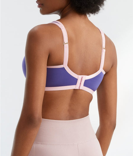 Yogi Underwire Sports Bra: Dewberry / Blossom