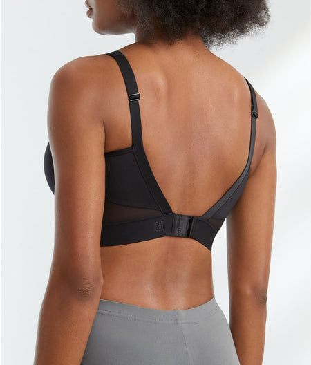 Gravity High Impact Underwire Sports Bra: Black