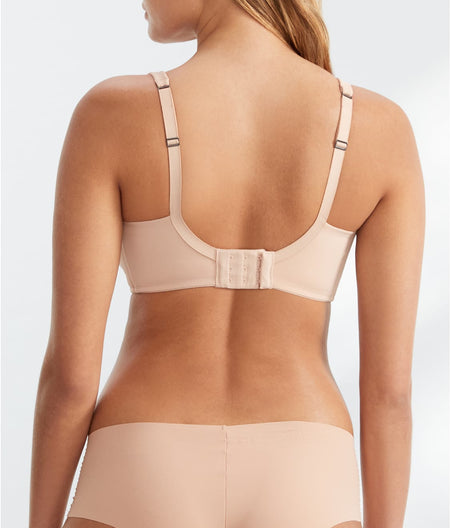 Low Profile Wire-Free Minimizer Bra