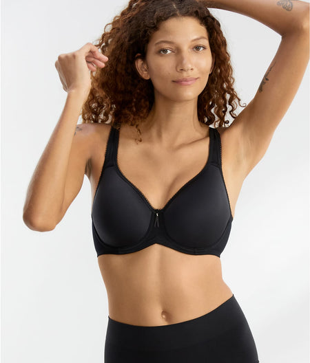 Basic Beauty Spacer T-Shirt Bra: Black