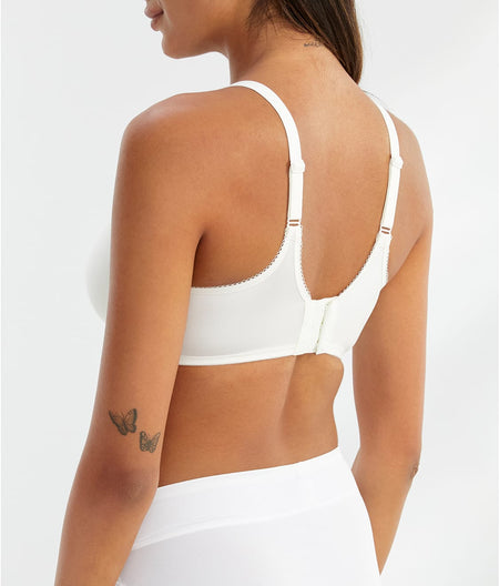 Basic Beauty Spacer T-Shirt Bra: Ivory