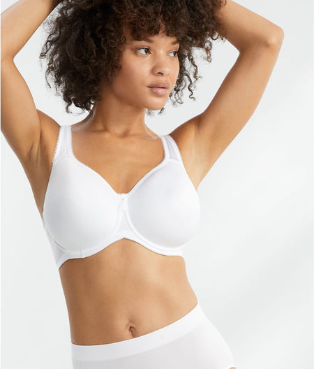 Basic Beauty Spacer T-Shirt Bra: White