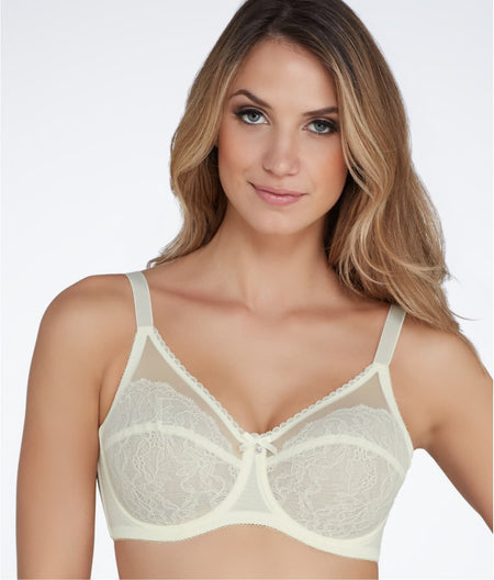 Retro Chic Bra: Ivory