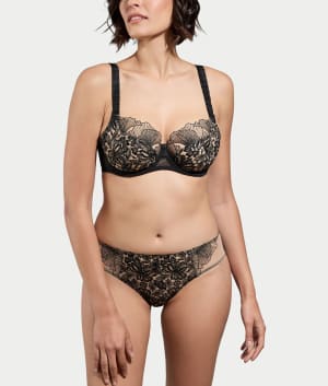 Agathe Shorty: undefined