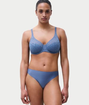 Softstretch Thong: undefined