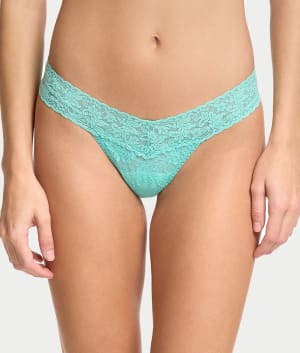 Signature Lace Low Rise Thong: undefined