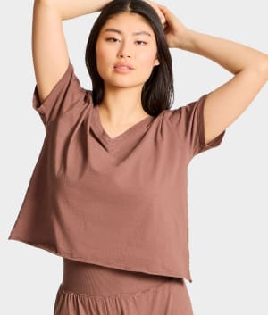 B30 V-Neck Jersey Tee: undefined