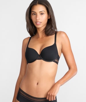 Rythm T-Shirt Bra: undefined
